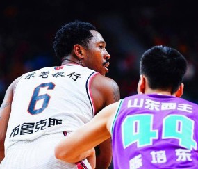 9九游线上网站 -冲刺阶段新疆广汇备战法甲，门线救险细节曝光，气氛紧张，阵容厚度经受考验(金门战役被俘人员下场)