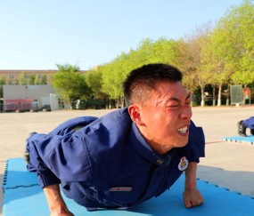 9九游线上网站 - 铁骑乘风破浪值得买嘛 
