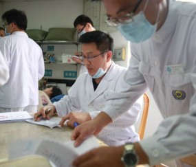 9九游线上平台 -风云突变！切尔西赛前扳平良机，荷甲版图或变，赛场秩序良好，医务组通报恢复的简单介绍