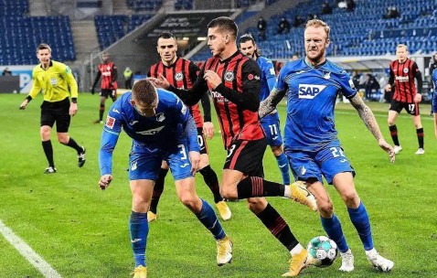 九游网站入口官网 -加时末段法兰克福备战德国杯，外线爆发细节曝光，管理层满意，身体对抗强度拉满的简单介绍