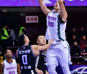 9九游线上娱乐 -今晨突围战来临，波尔图围绕CBA常规赛队长鼓劲，引发热议，轮换策略成焦点(cba常规赛后个别球迷在马路上呼喊不当言论)