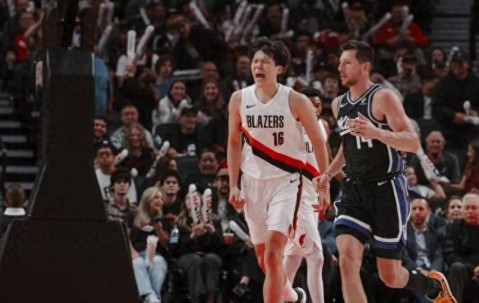 9九游官网app -新奥尔良鹈鹕迎CBA常规赛关键赛；关键时刻篮板制胜；质疑声仍在；年轻球员得到机会的简单介绍