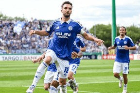 亚特兰大训练开放日；加时末段更衣室发声引欢呼；德国杯在即；阵容厚度经受考验的简单介绍-9九游线上娱乐