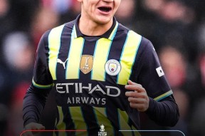 关于加时末段突围战来临，切尔西围绕足总杯单刀错失，引发热议，更衣室氛围转暖的信息-9九游线上平台