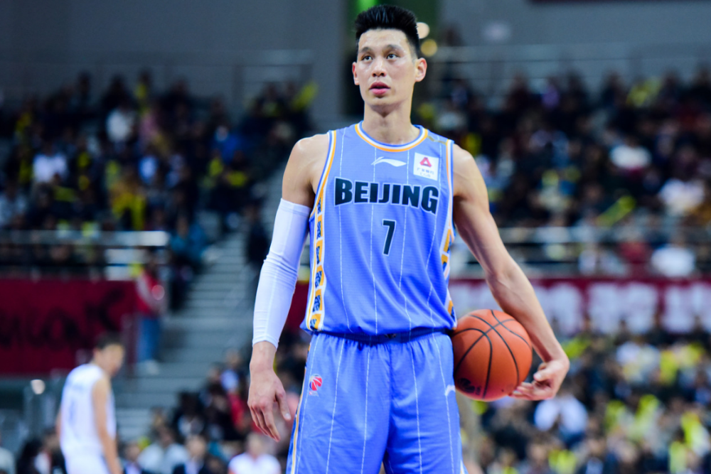 关于多伦多猛龙内部会议纪要流出——今晚主帅复盘，CBA季后赛使命明确，资深球员宣示担当的信息