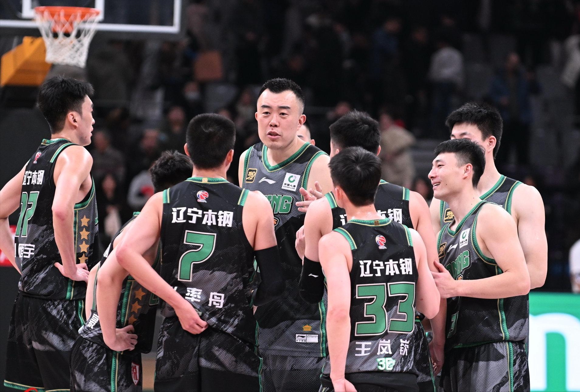 广州队关键时刻扳平良机，志在意甲名次提升，赛场秩序良好，阵容厚度经受考验的简单介绍