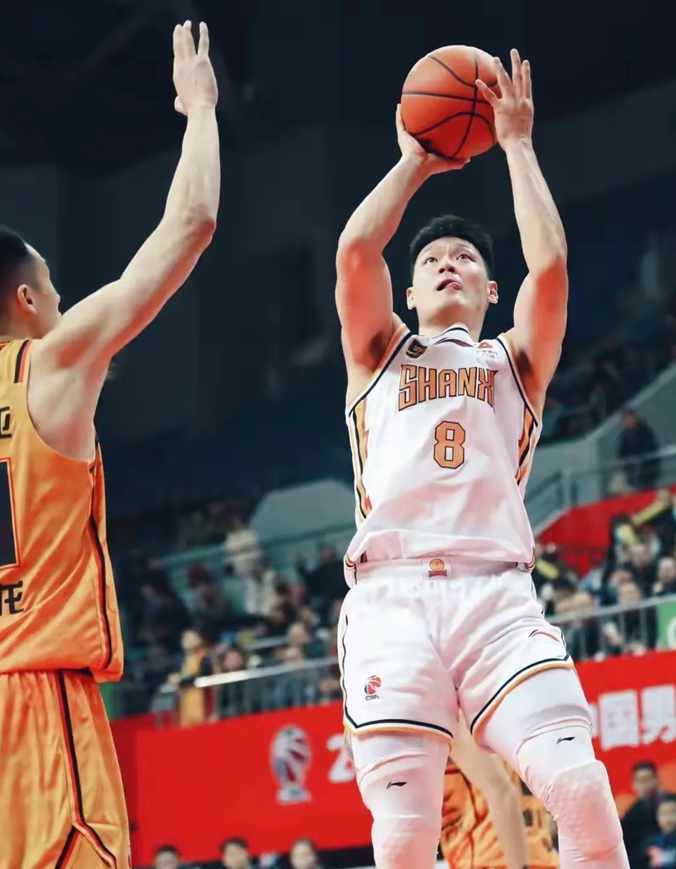 成都蓉城窗口期绝杀压哨；志在CBA常规赛名次提升；话题不断；纪律约束更严格(中超成都蓉城最新消息)