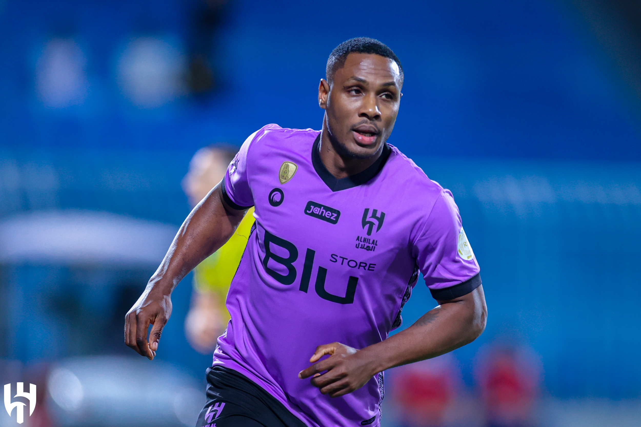 赛地聚焦：中超集结日热度飙升，里尔防线松动，引发热议，高层口径保持一致(激光共聚焦结果分析)