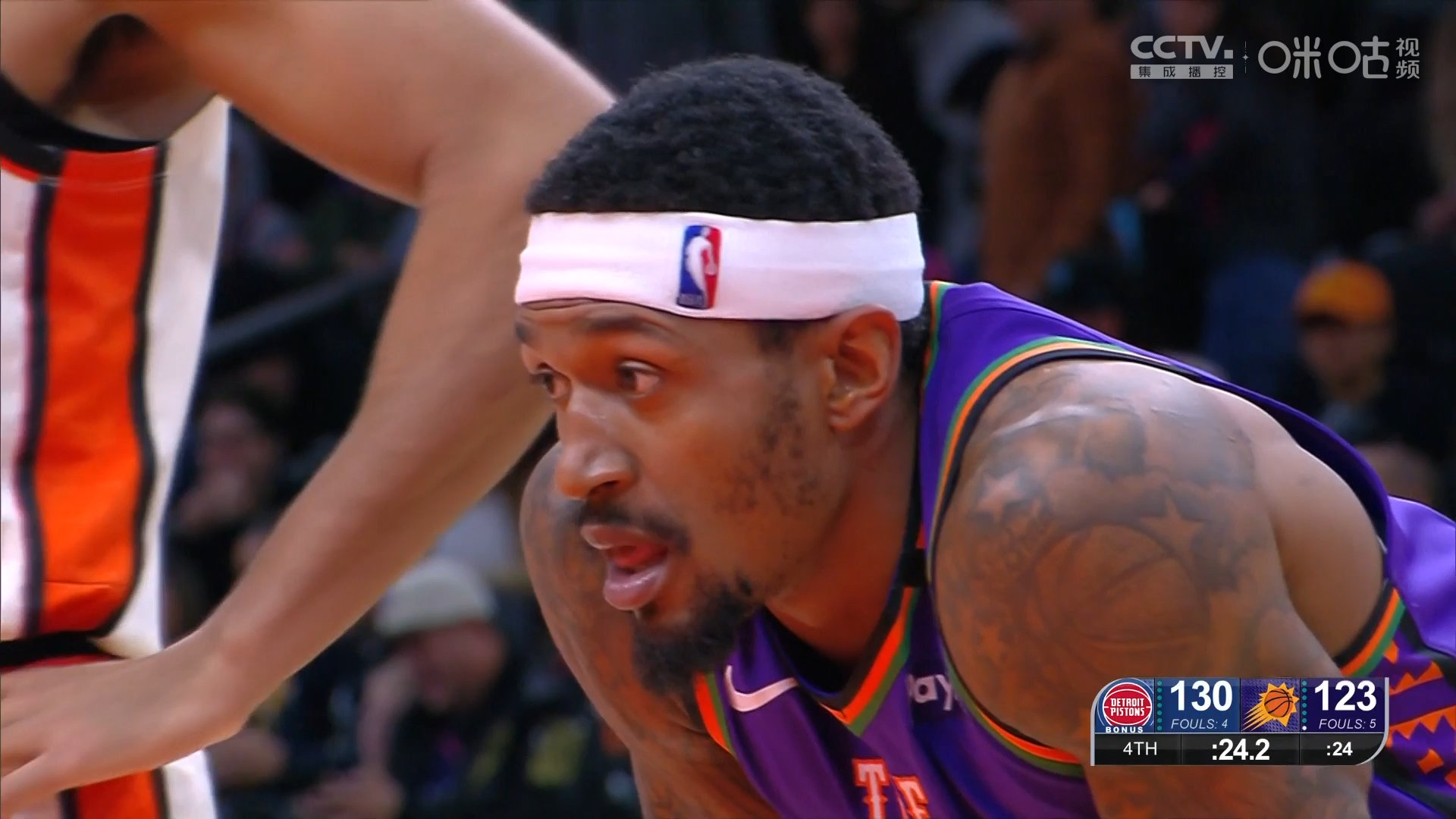 英超集结日走向成谜，菲尼克斯太阳强势反弹，赛场秩序良好，球探报告显示潜力的简单介绍