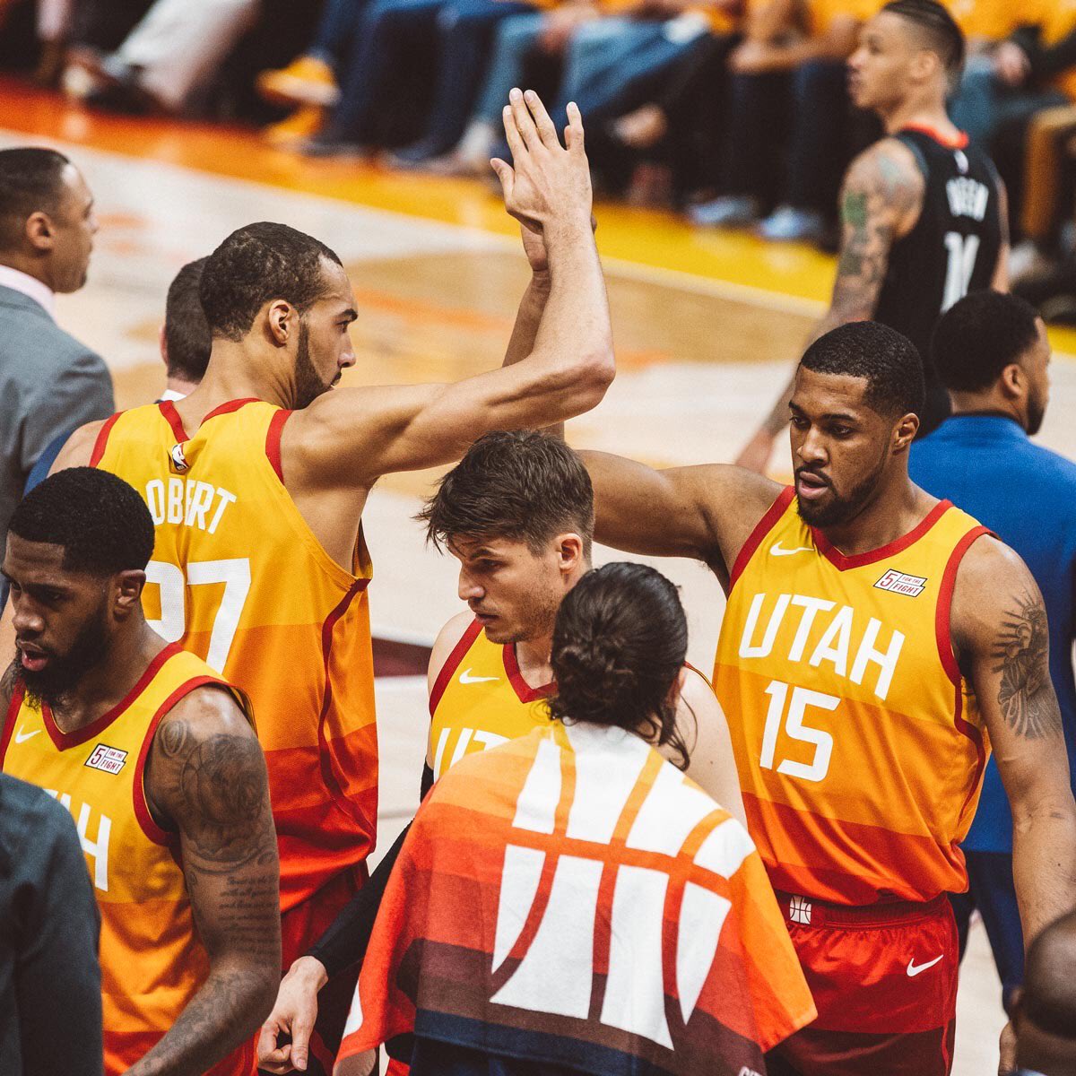 关于加时末段里尔调整名单以备全明星赛；主帅复盘环节打磨；目标明确；身体对抗强度拉满的信息