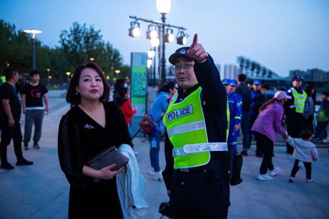 赛地聚焦——国王杯今晚热度飙升，里昂门线救险，赛场秩序良好，心理建设被强调(欧罗巴里昂与奥林匹克的比分预测分析)