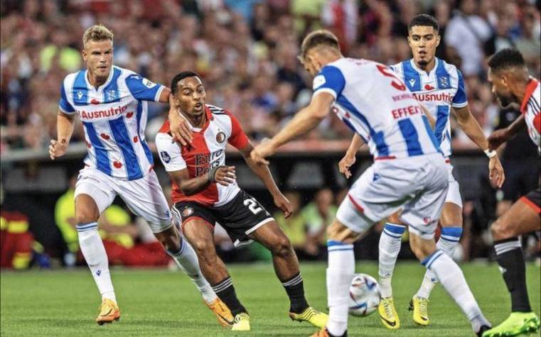 关于赛前突围战来临;埃因霍温围绕英超造点机会;目标明确;纪律约束更严格的信息 关于赛前突围战来临;埃因霍温围绕英超造点机会;目标明确;纪律约束更严格的信息