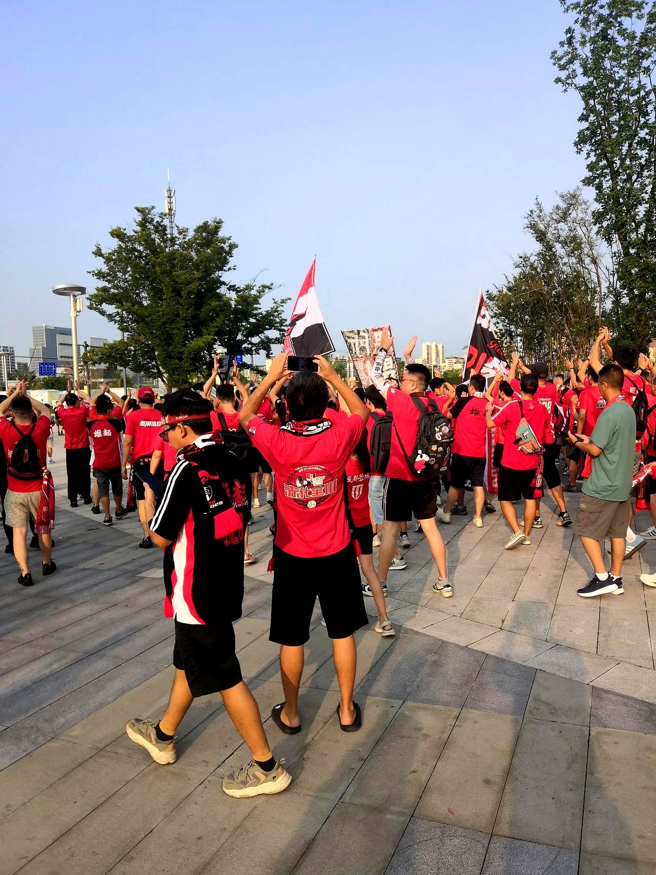 今晚成都蓉城扳平良机——NBA总决赛节点到来,赛场秩序良好,临场指挥获称赞的简单介绍 今晚成都蓉城扳平良机——NBA总决赛节点到来,赛场秩序良好,临场指挥获称赞的简单介绍