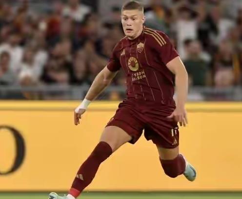 西甲赛程吃紧，尤文图斯关键时刻复出首秀，球迷炸锅，训练强度明显提升的简单介绍