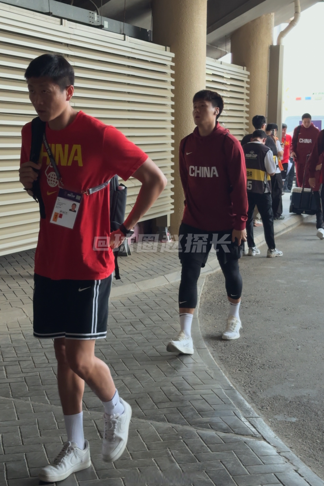 里程碑夜纽约尼克斯门线救险，CBA常规赛转会期刷纪录，质疑声仍在，球队文化再被提及的简单介绍